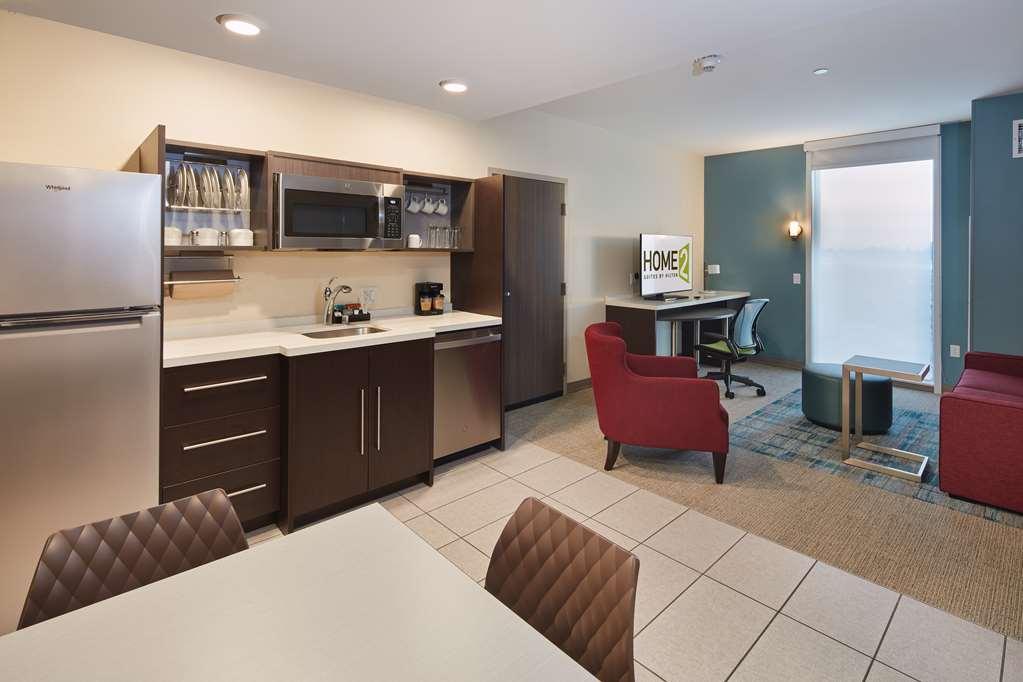 Home2 By Hilton At Csus Hotel
