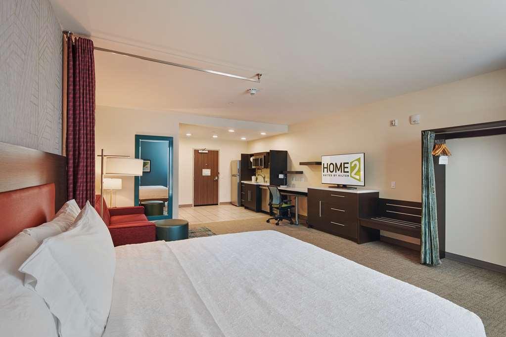 Home2 By Hilton At Csus Hotel
